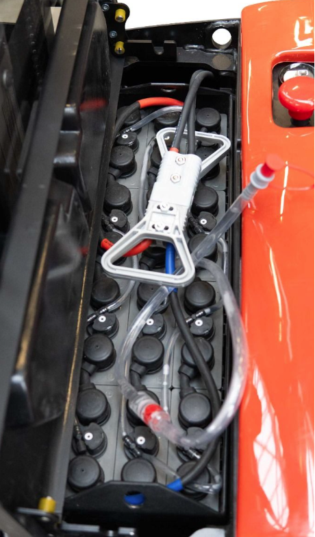 Elektrischer Hochhubwagen EGV Premium 1600 kg - Staplertechnik24