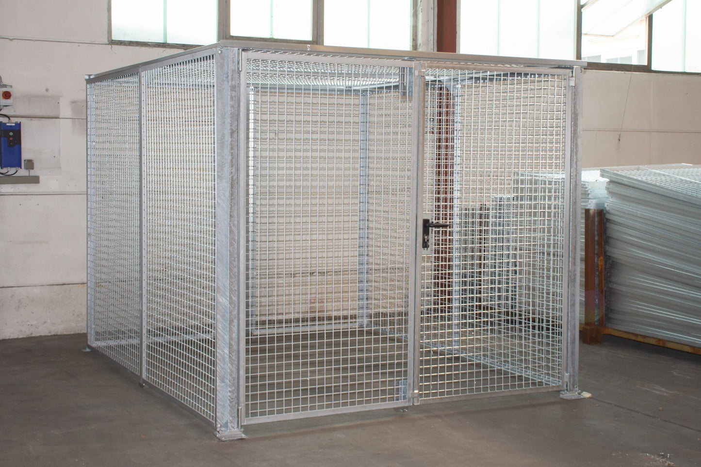 Lagerbox LBM 3000, feuerverzinkt - Staplertechnik24 - 4477 - 40 - 1000 - 7