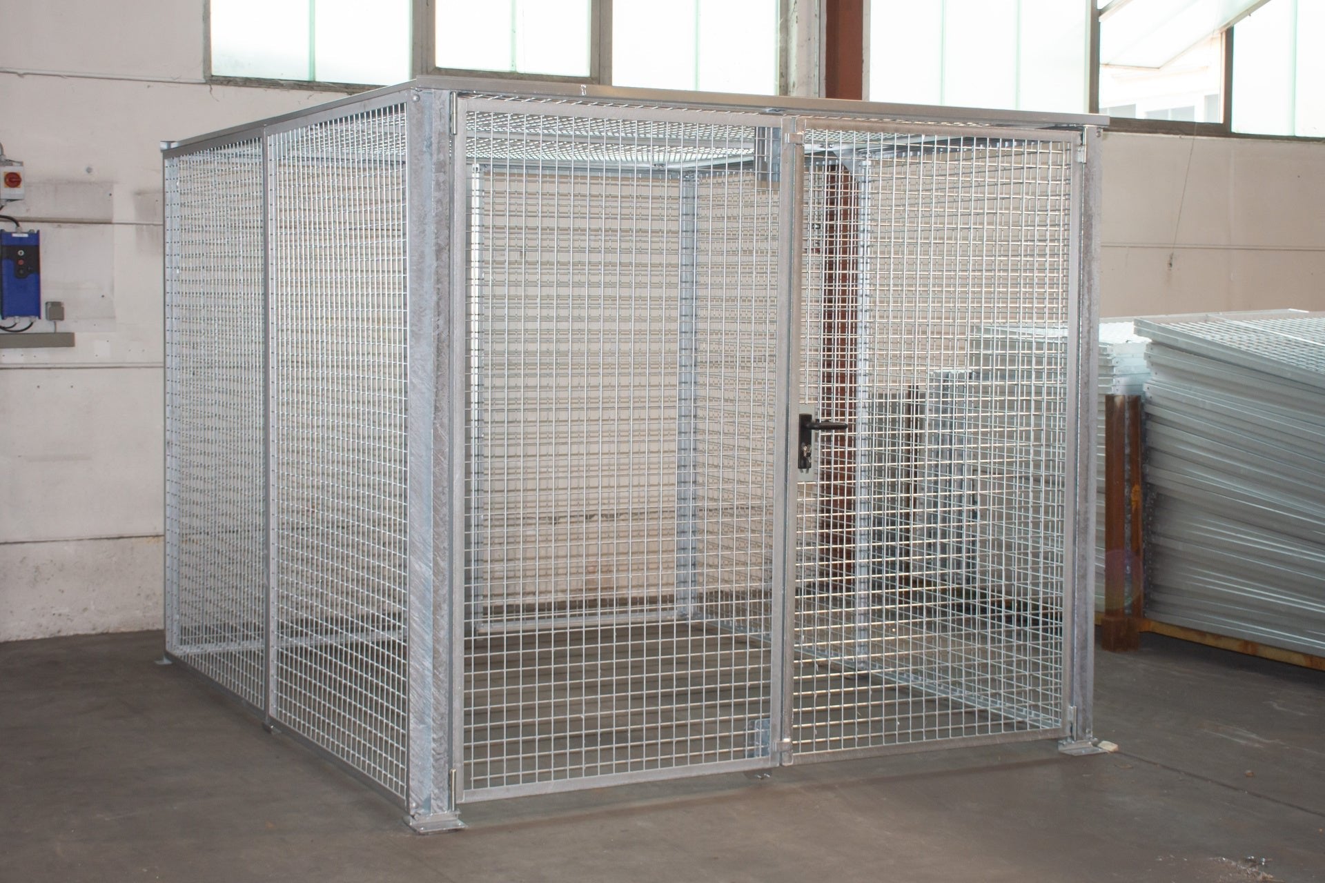 Lagerbox LBM 3000, feuerverzinkt - Staplertechnik24 - 4477 - 40 - 1000 - 7