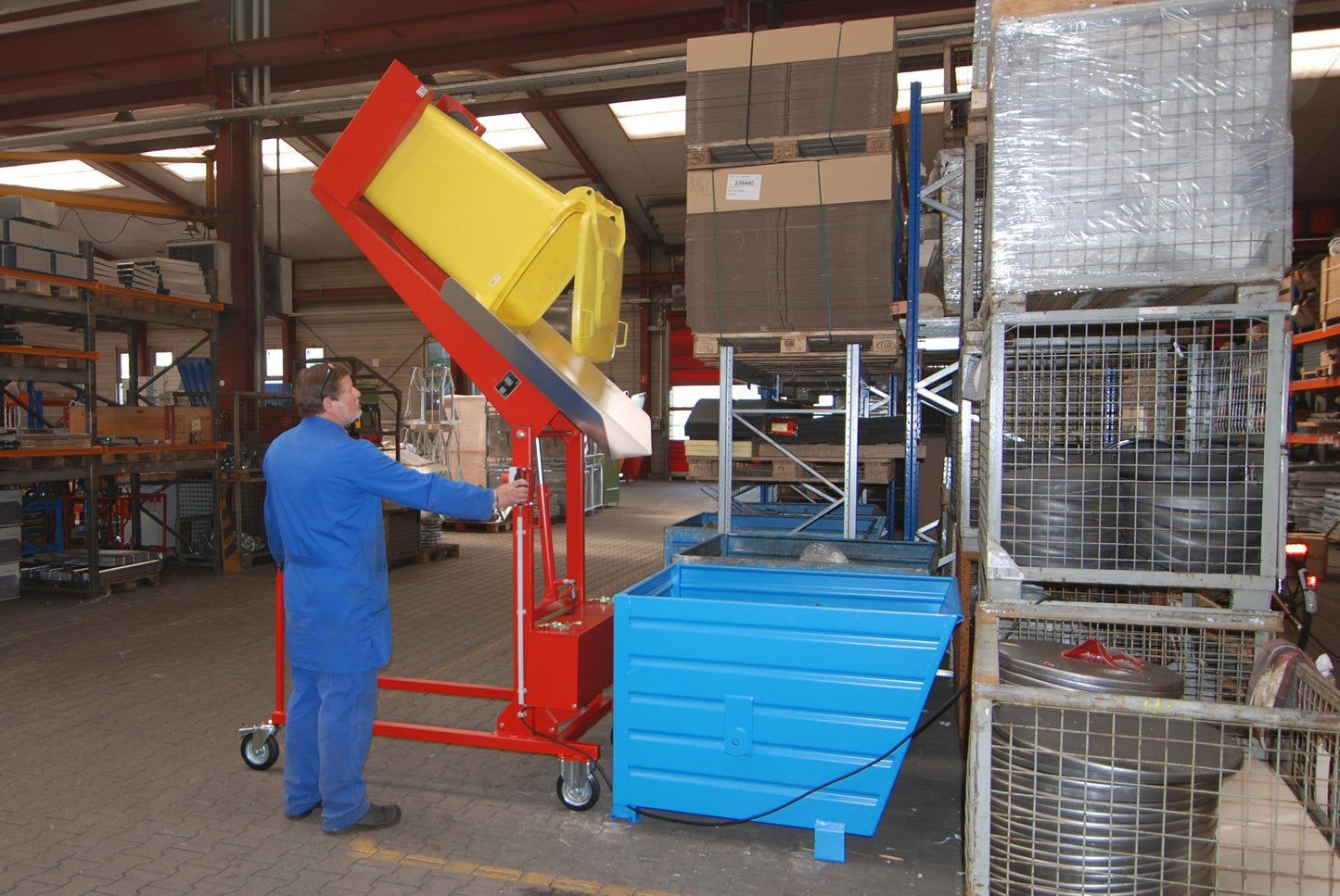 Mülltonnen - Kippstation MKS - 230V, lackiert, Feuerrot - Staplertechnik24 - 4476 - 10 - 0000 - 2