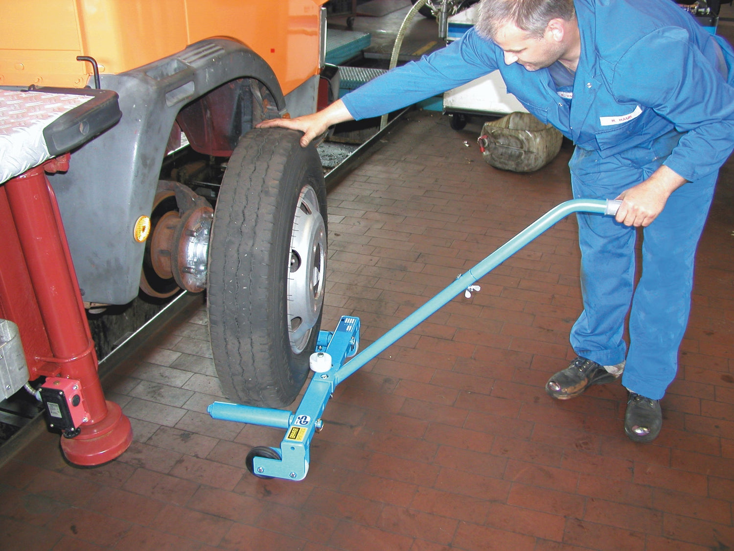 Radmontierer RM, lackiert, Lichtblau - Staplertechnik24 - 4411 - 01 - 0000 - 3