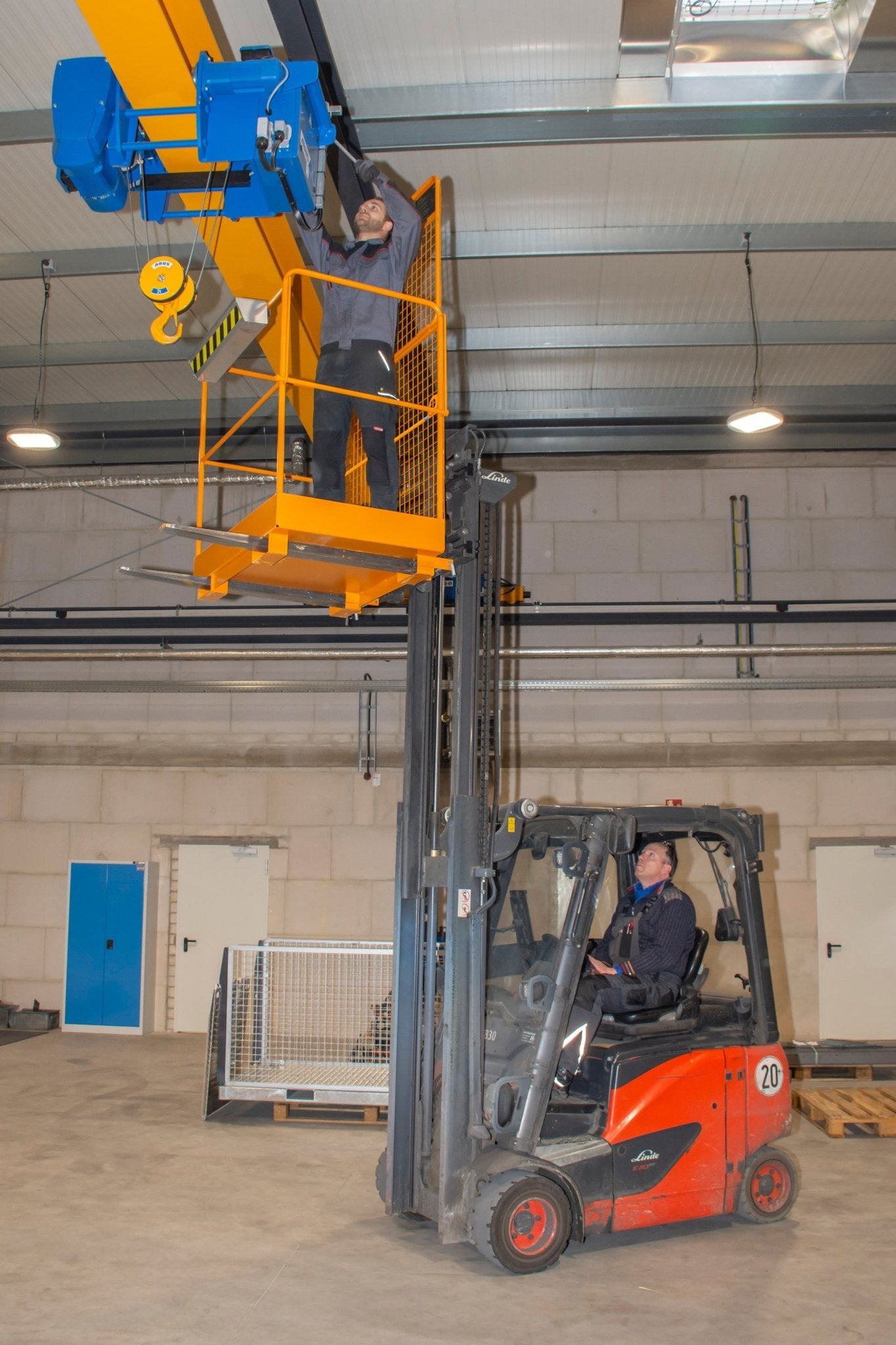 Sicherheitskorb SIKO - G, lackiert, Gelborange - Staplertechnik24 - 4427 - 40 - 0000 - 1