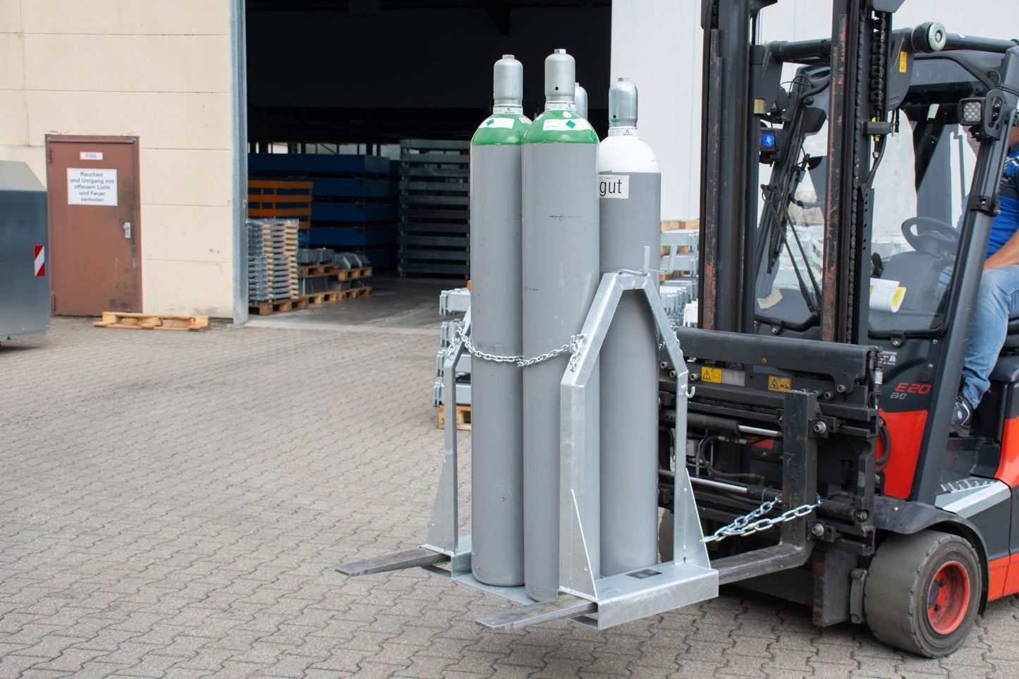 Stahlflaschen - Palette SFP 4, feuerverzinkt - Staplertechnik24 - 4481 - 01 - 0000 - 7
