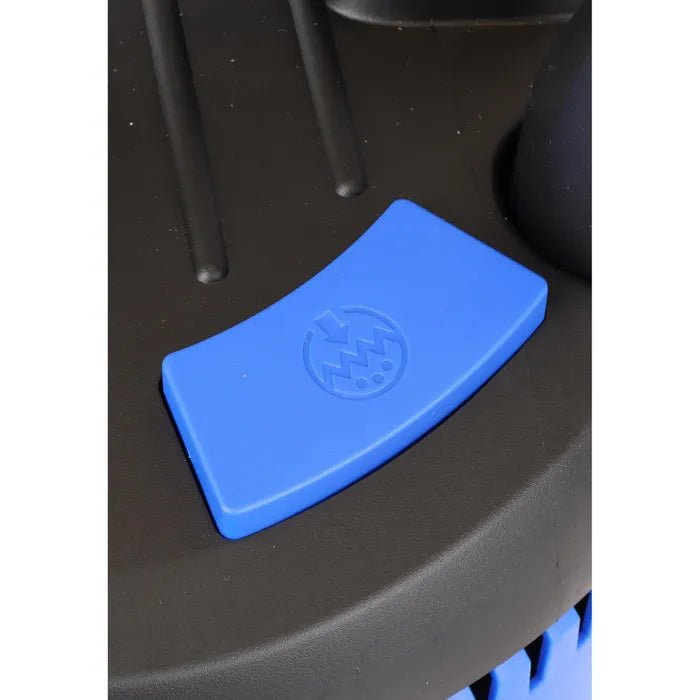 Nilfisk AERO 21 - 21 PC INOX Industriesauger, Edelstahl Schmutzbehälter, Gerätesteckdose - Staplertechnik24 - 107406603