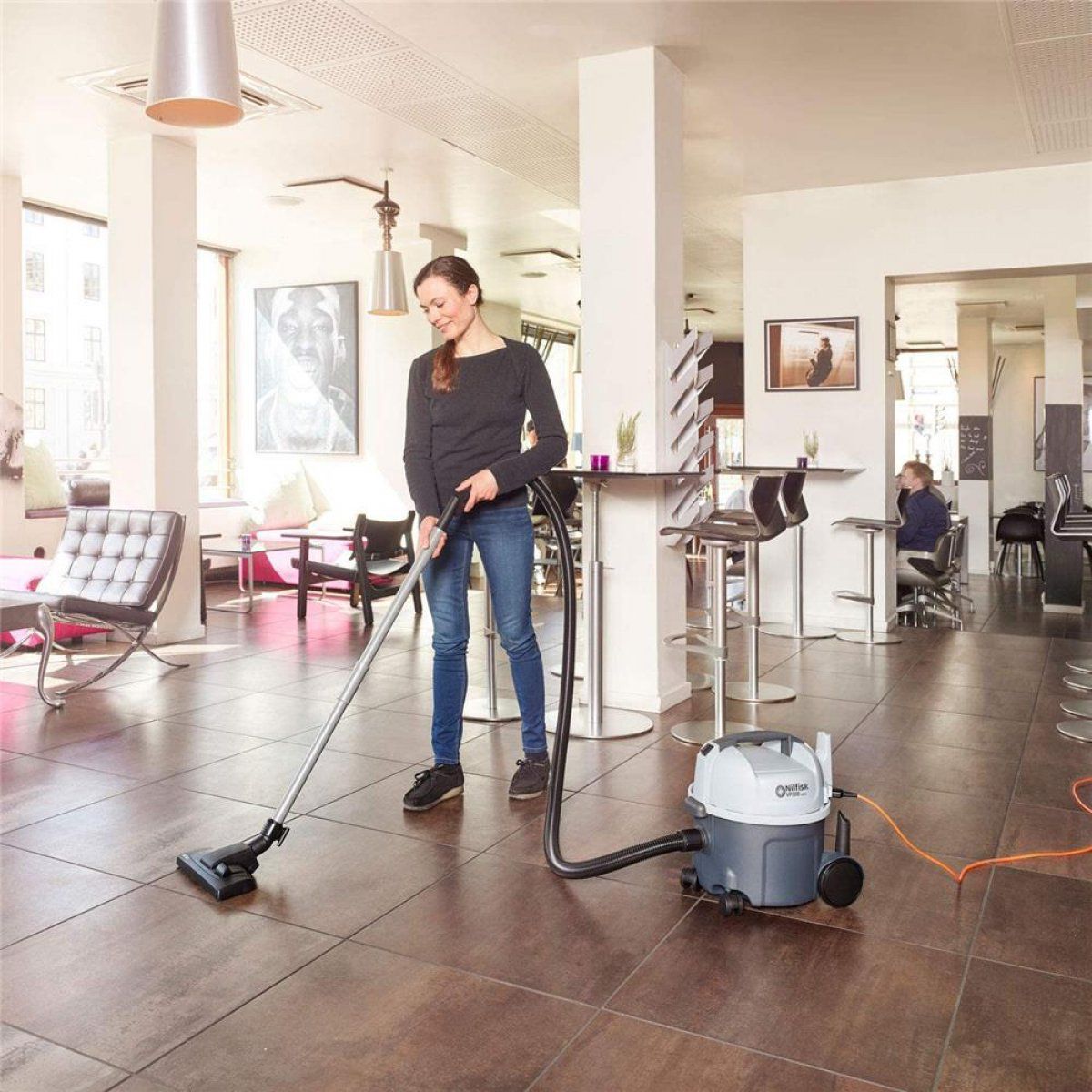 Nilfisk VP300 ECO HEPA Trockensauger - Staplertechnik24 - 107415311