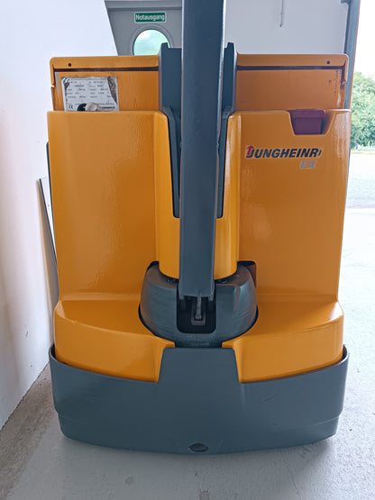 Jungheinrich EJE 116 Elektro-Niederhubwagen - Staplertechnik24