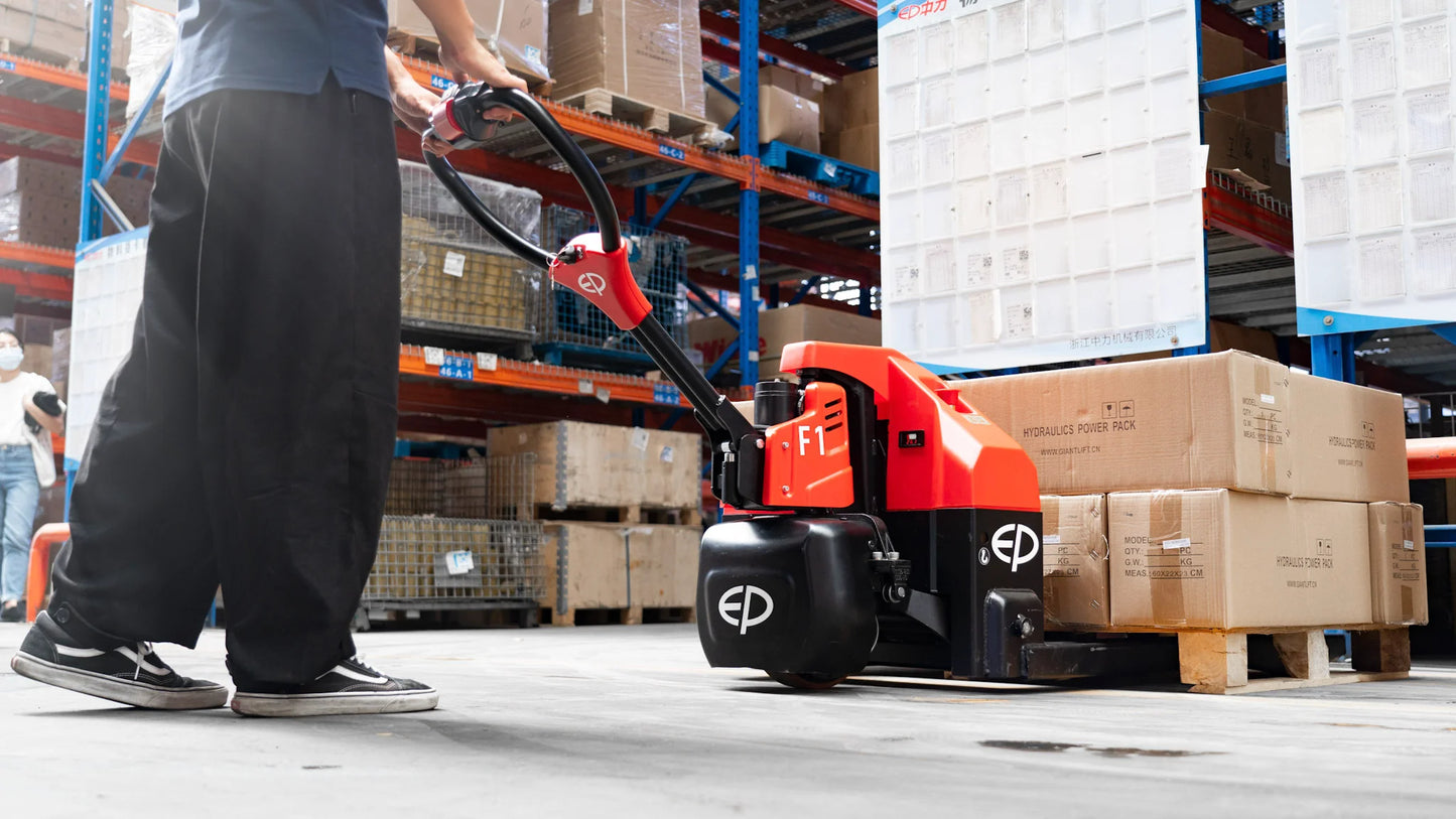 EP-Equipment F1 elektrischer Hubwagen, 1500 kg Tragfähigkeit - Staplertechnik24