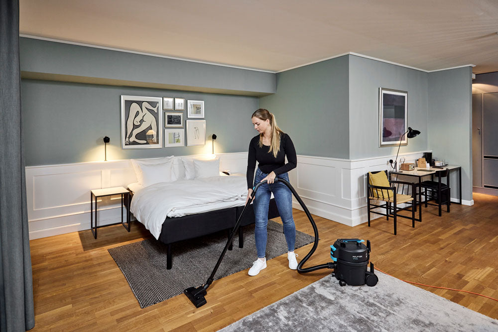 Nilfisk VP300 HEPA PINK T EU