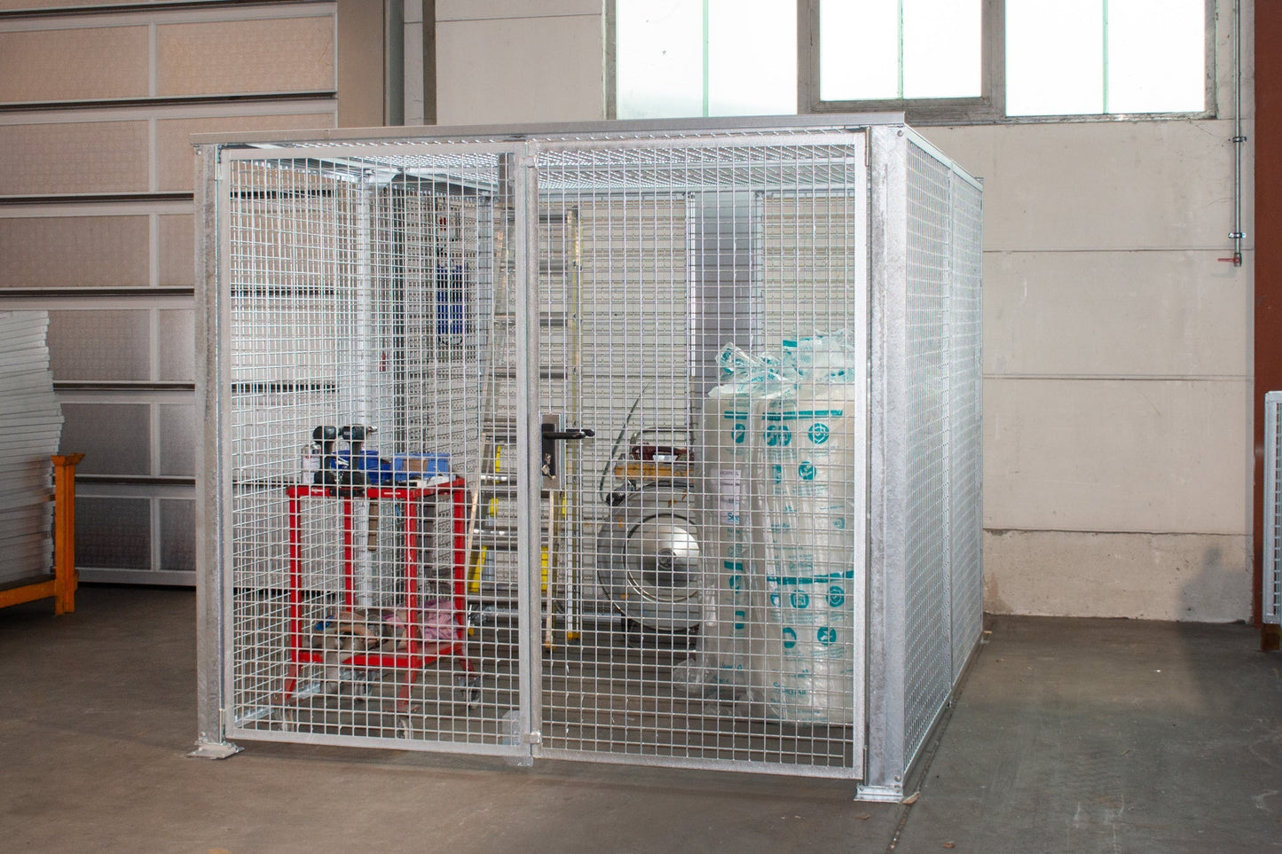 Lagerbox LBM 3000, feuerverzinkt - Staplertechnik24 - 4477 - 40 - 1000 - 7